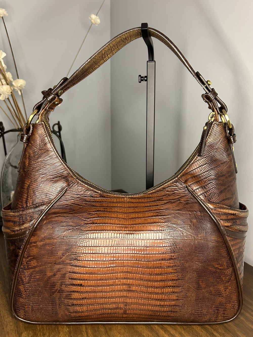 Vintage Brahmin Brown Lizard Embossed Leather Hobo Shoulder Bag Gold Hardware - Picture 6 of 11